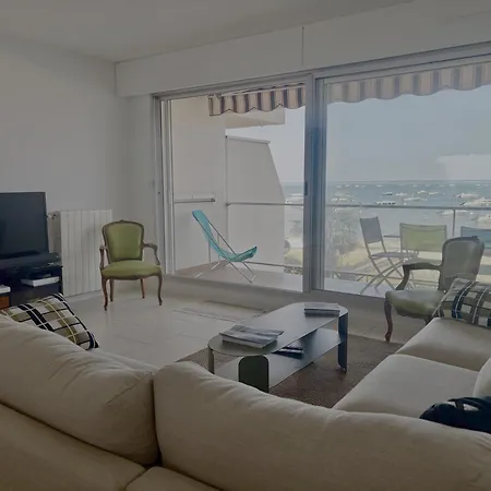 Apt4pers Renove Vuemer Acces Terrasse Parking Wifi Apartment *